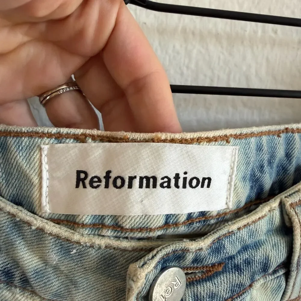 REFORMATION Tie-Dye Blue Cream Petite Wide Crop Raw Hem Denim Jeans Womens 27
